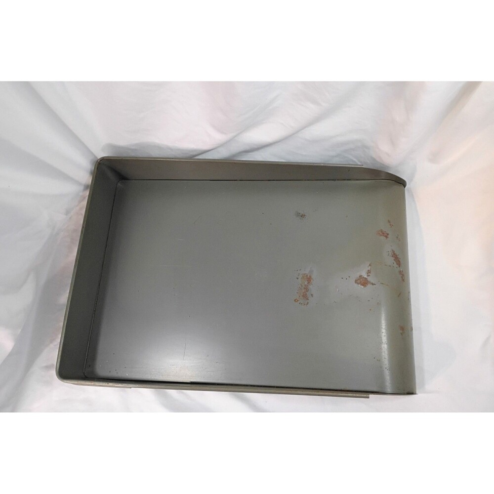 Vintage Globe-Wernicke Metal Paper Tray File Organizer